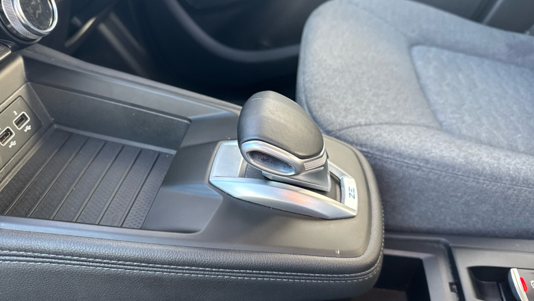 Renault Zoe 80KW Iconic R110 50KWh Rapid Charge 5dr Auto Electric Hatchback